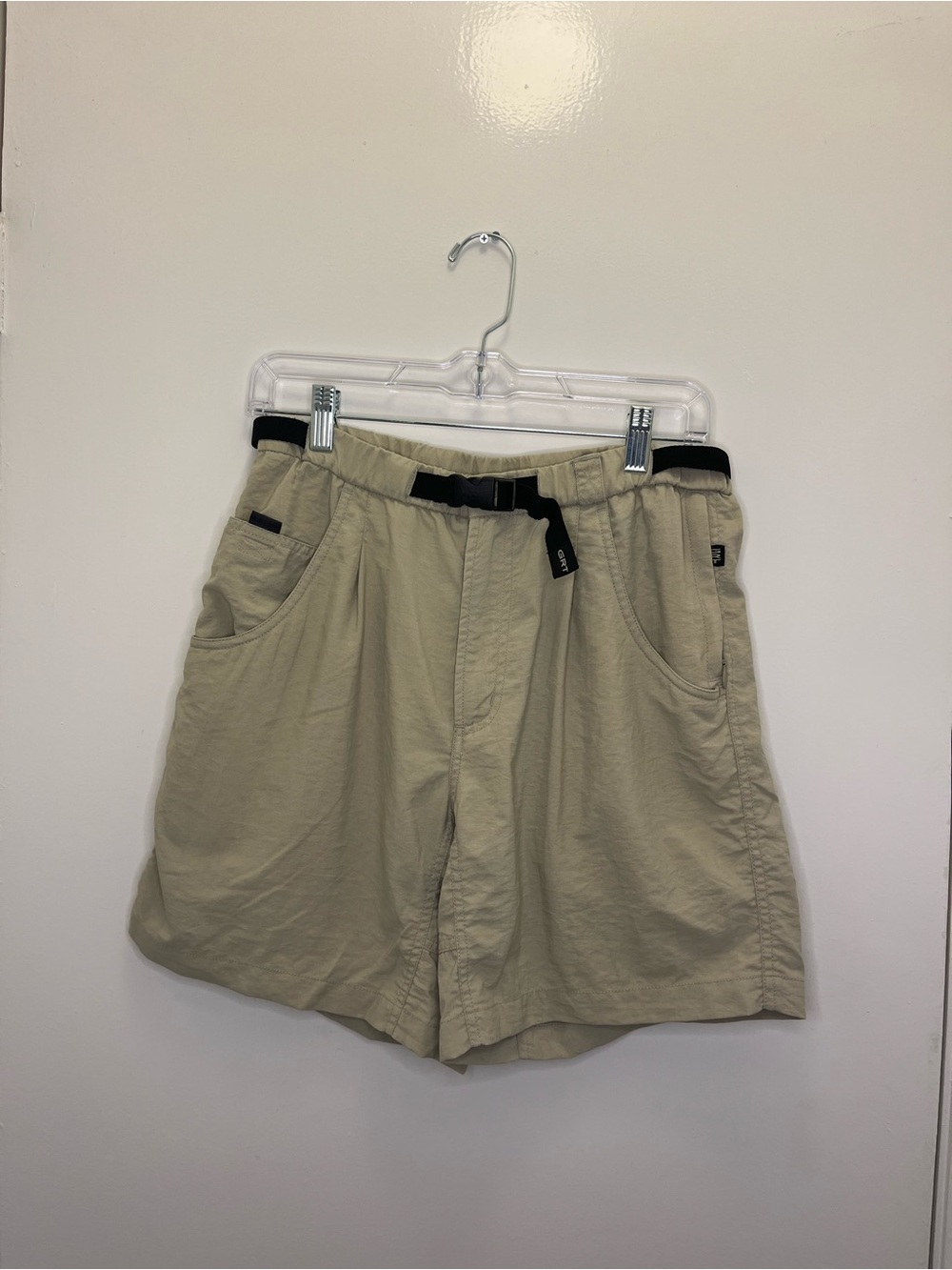 Columbia Men’s GRT Hiking Shorts with Built-in Belt in Khaki
